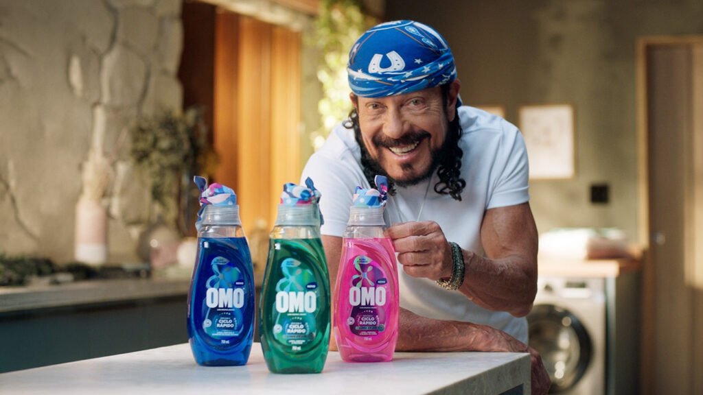 Bandana de Bell Marques lavada com OMO Ciclo Rápido no Carnaval 2026